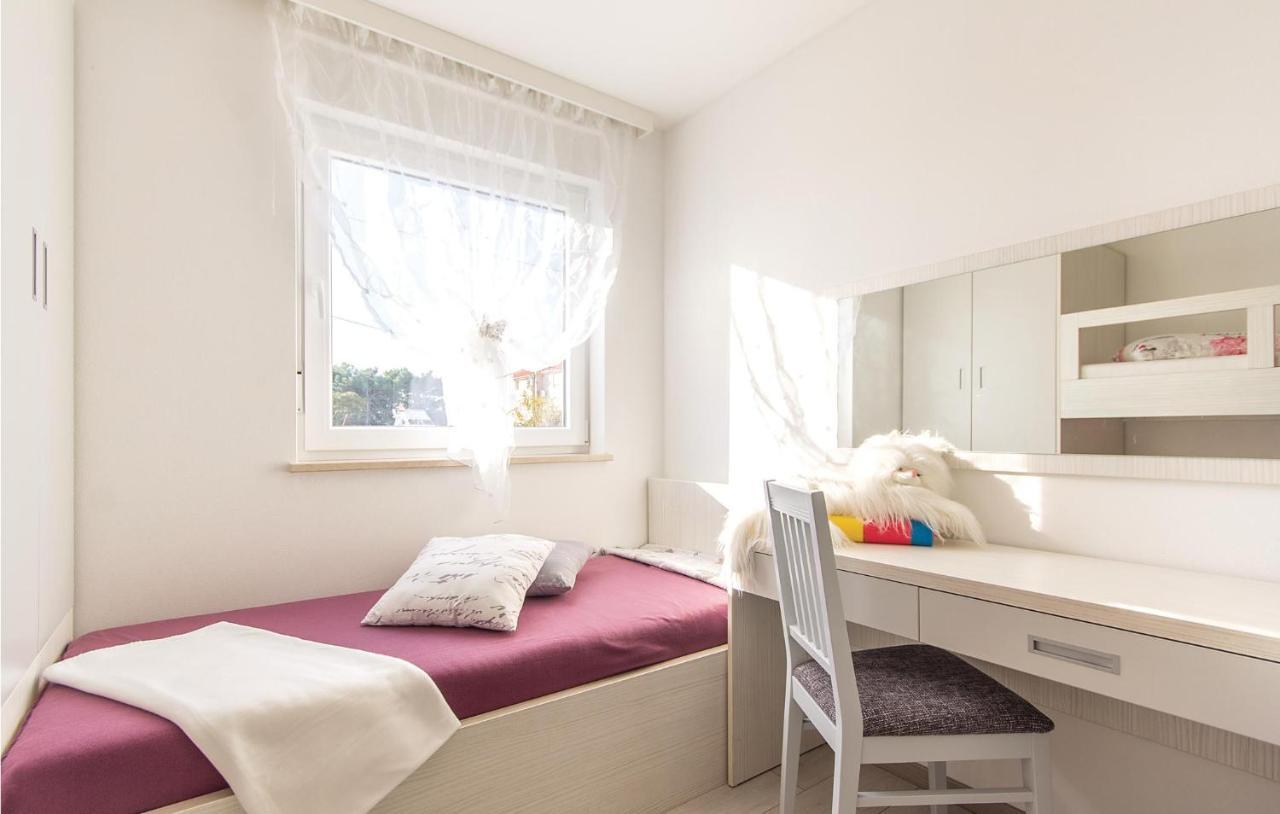 Lovely Apartment In Medulin With Kitchen ภายนอก รูปภาพ